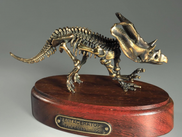 Модель скелета динозавра Pentaceratops - «globural.ru» - Саратов